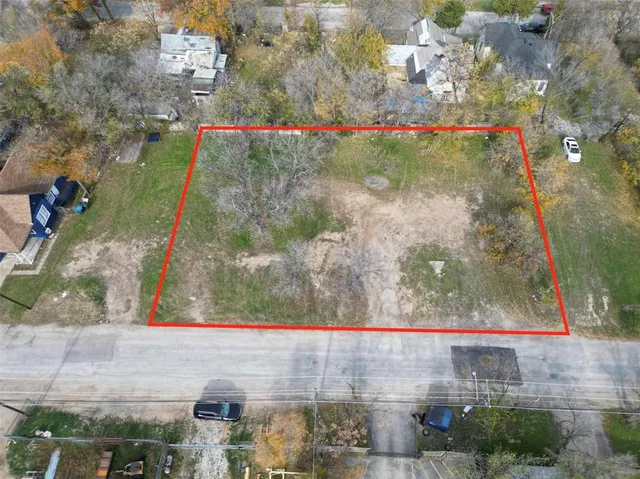 $350,000 | 1211 East Bluff Street, Fort Worth, TX 76102