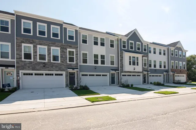 $2,850 | 2110 Winterberry Lane, Cambridge, MD 21613