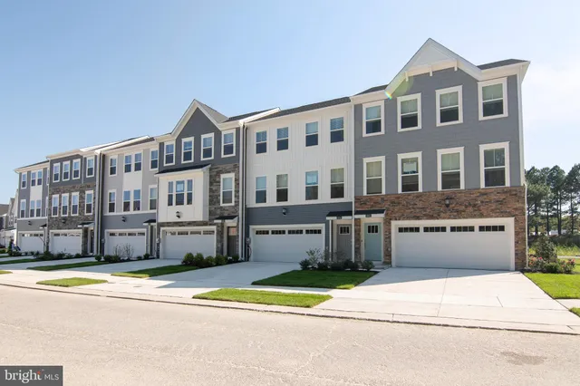 $2,850 | 2110 Winterberry Lane, Cambridge, MD 21613