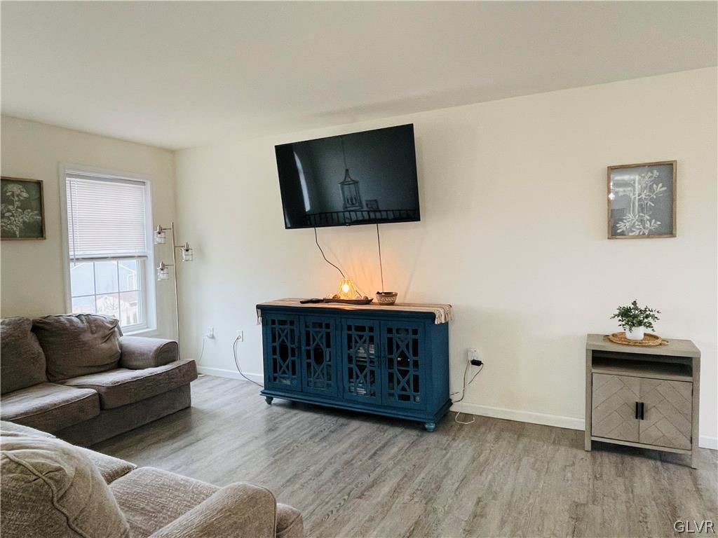 4683 Winding Road New Tripoli, PA 18066 - Photo 15 of 25 Gallery Image 15