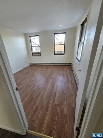 $2,995 | 53 Crystal Street, Unit 2, North Arlington, NJ 07031