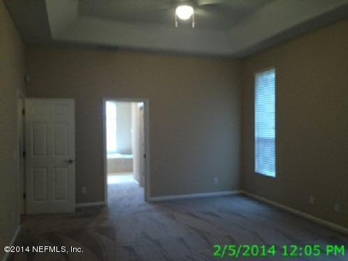 10885 Torrin Road Jacksonville, FL 32221 - Photo 5 of 9 LIVING ROOM