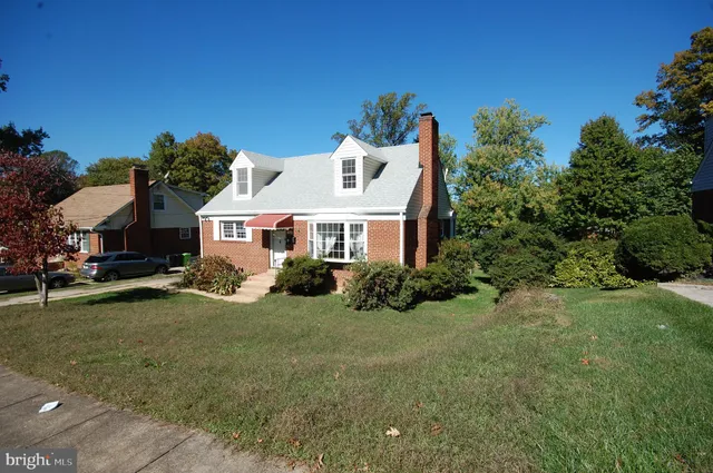 $500,000 | 10006 Hunter Street, Fairfax, VA 22031