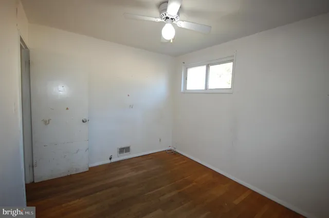 $500,000 | 10006 Hunter Street, Fairfax, VA 22031