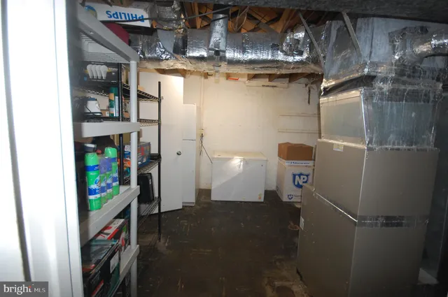 $500,000 | 10006 Hunter Street, Fairfax, VA 22031