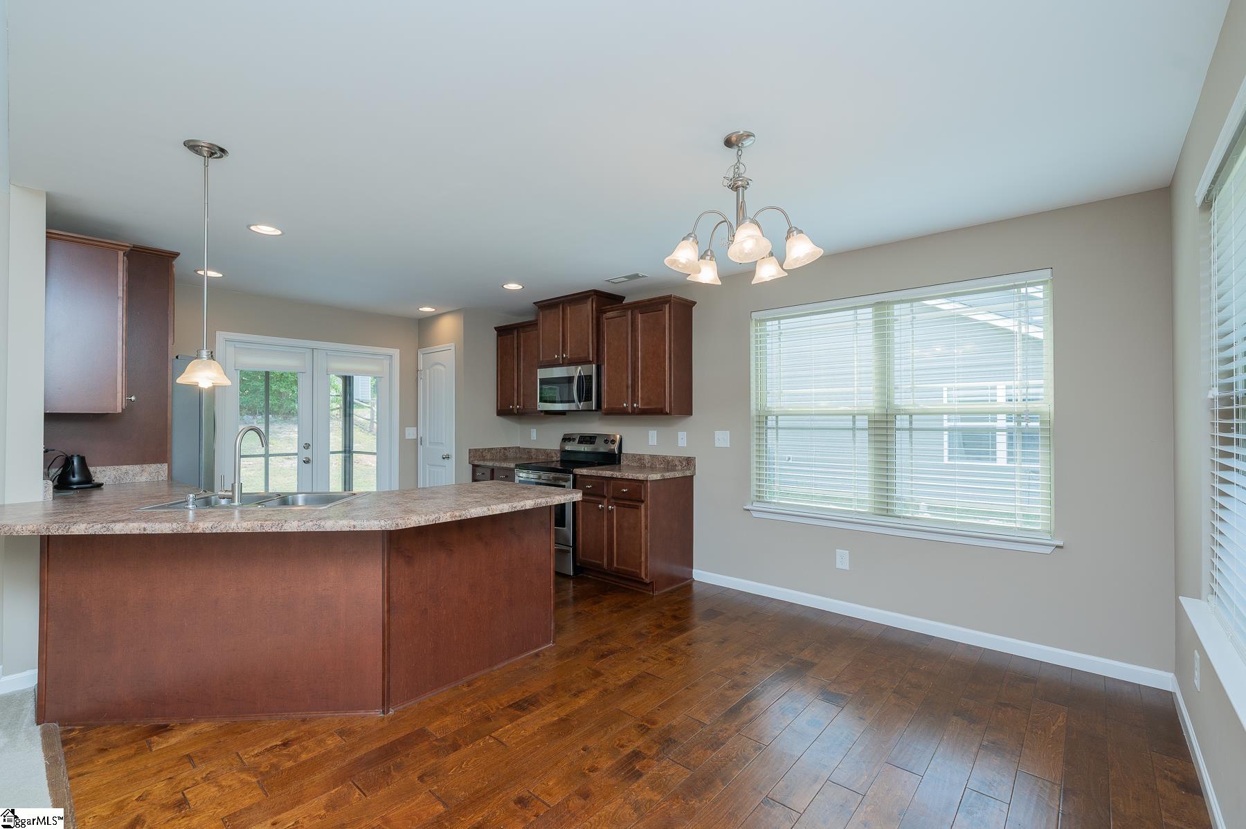 452 Bowers Road Travelers Rest, SC 29690 - Photo 13 of 40