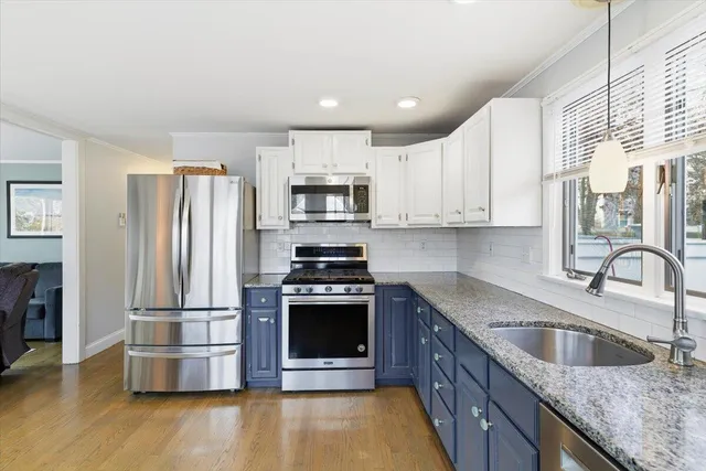 $1,999,999 | 197 Monomoscoy Road, Mashpee, MA 02649