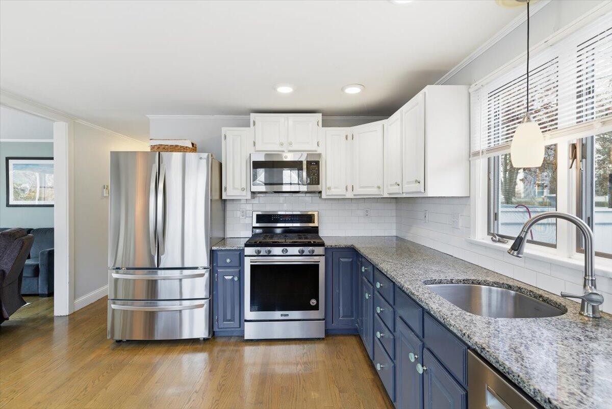 197 Monomoscoy Road Mashpee, MA 02649 - Photo 28 of 54 47-197 Monomoscoy Rd Final-46