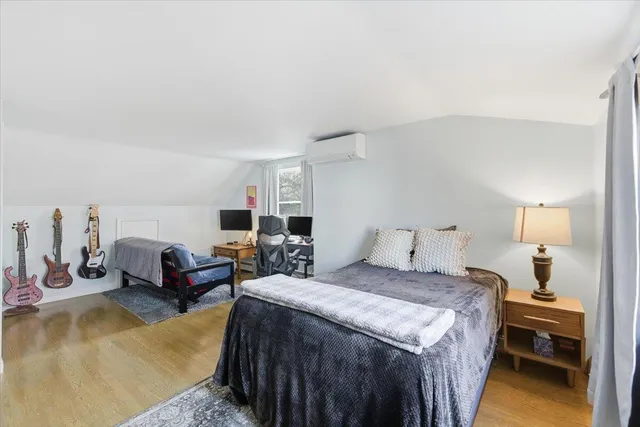 $1,999,999 | 197 Monomoscoy Road, Mashpee, MA 02649