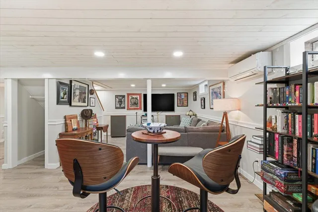 $1,999,999 | 197 Monomoscoy Road, Mashpee, MA 02649