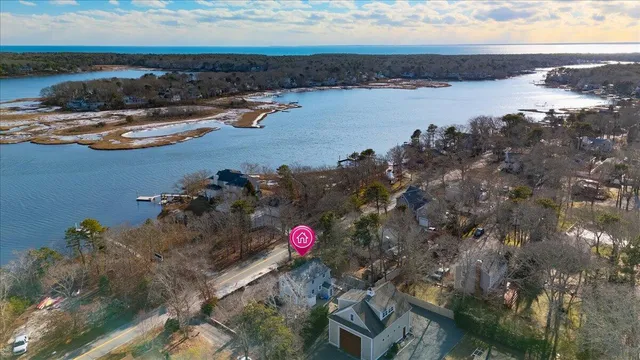 $1,999,999 | 197 Monomoscoy Road, Mashpee, MA 02649