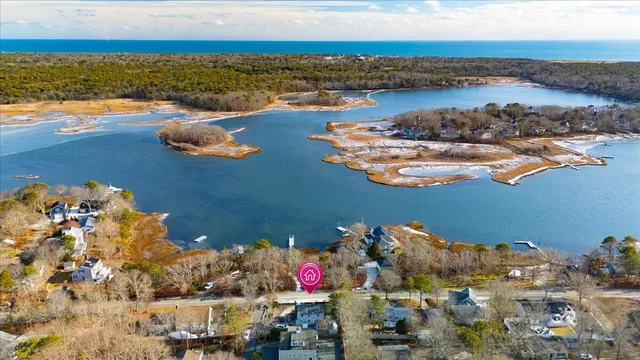 $1,999,999 | 197 Monomoscoy Road, Mashpee, MA 02649