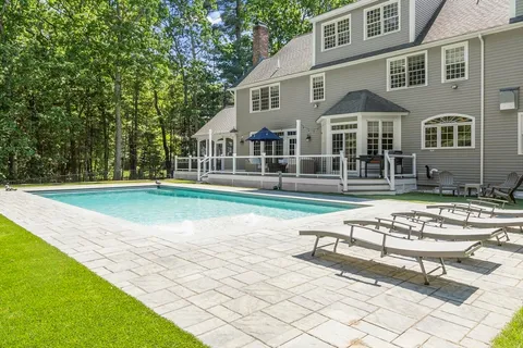 $2,095,000 | 24 Thornberry Lane, Sudbury, MA 01776