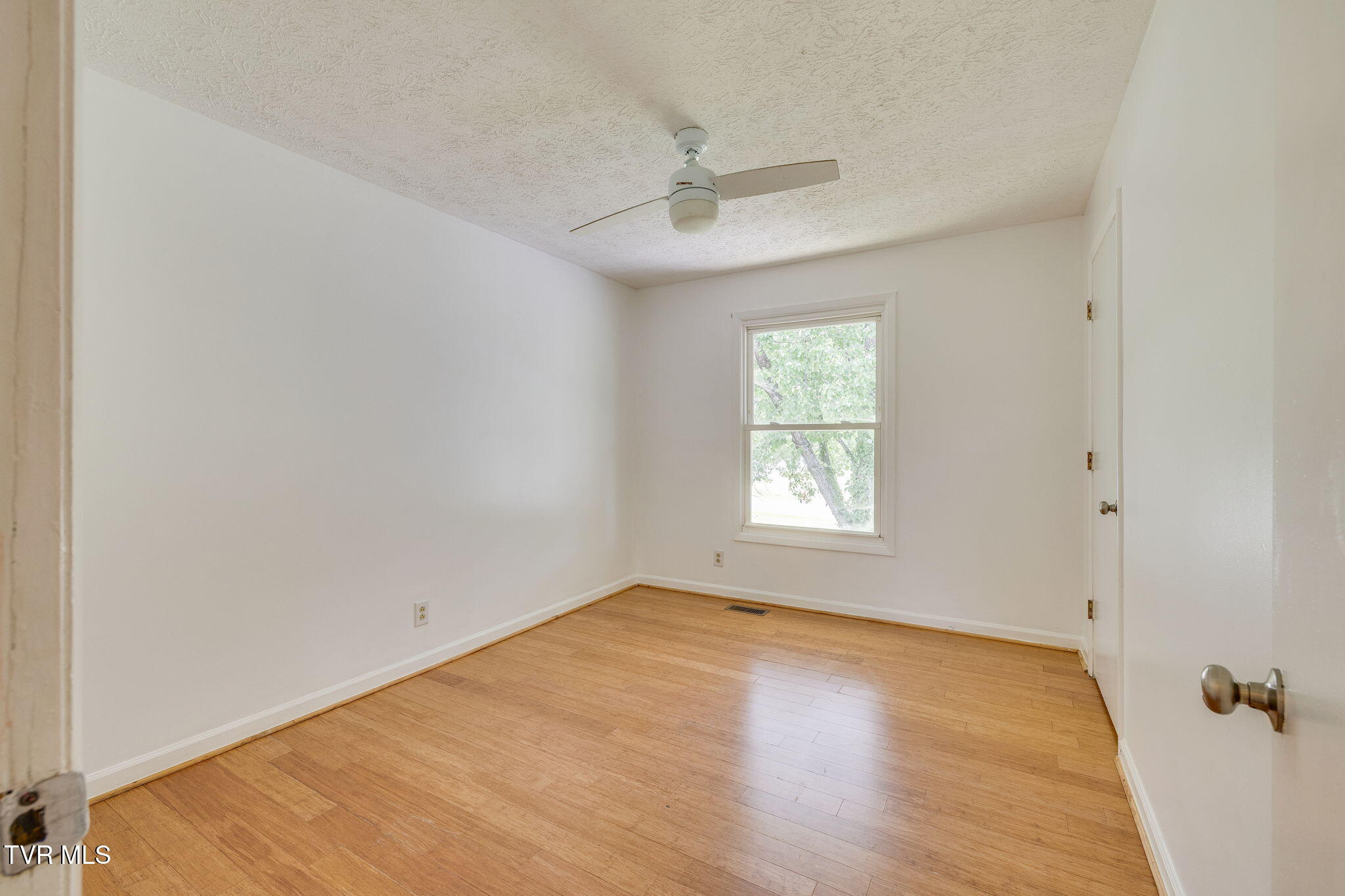 331-329 Ridgefields Road, Unit 6 Kingsport, TN 37660 - Photo 31 of 38 208