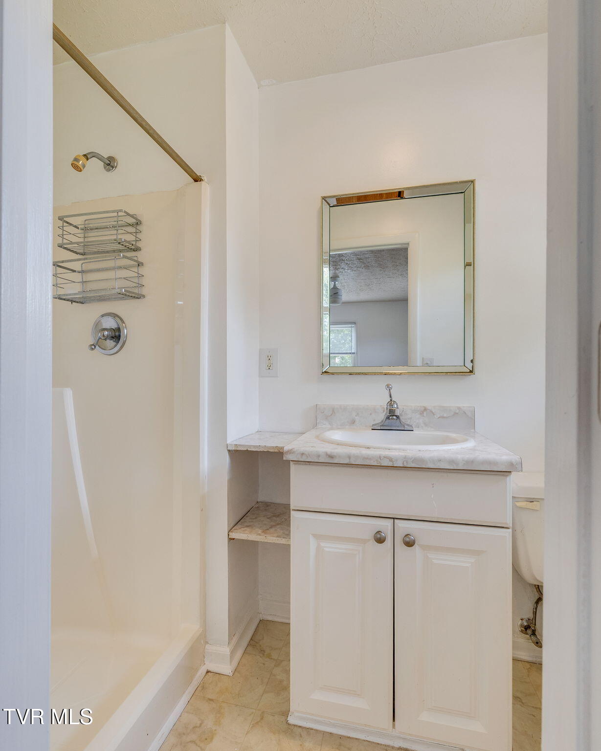 331-329 Ridgefields Road, Unit 6 Kingsport, TN 37660 - Photo 33 of 38 207
