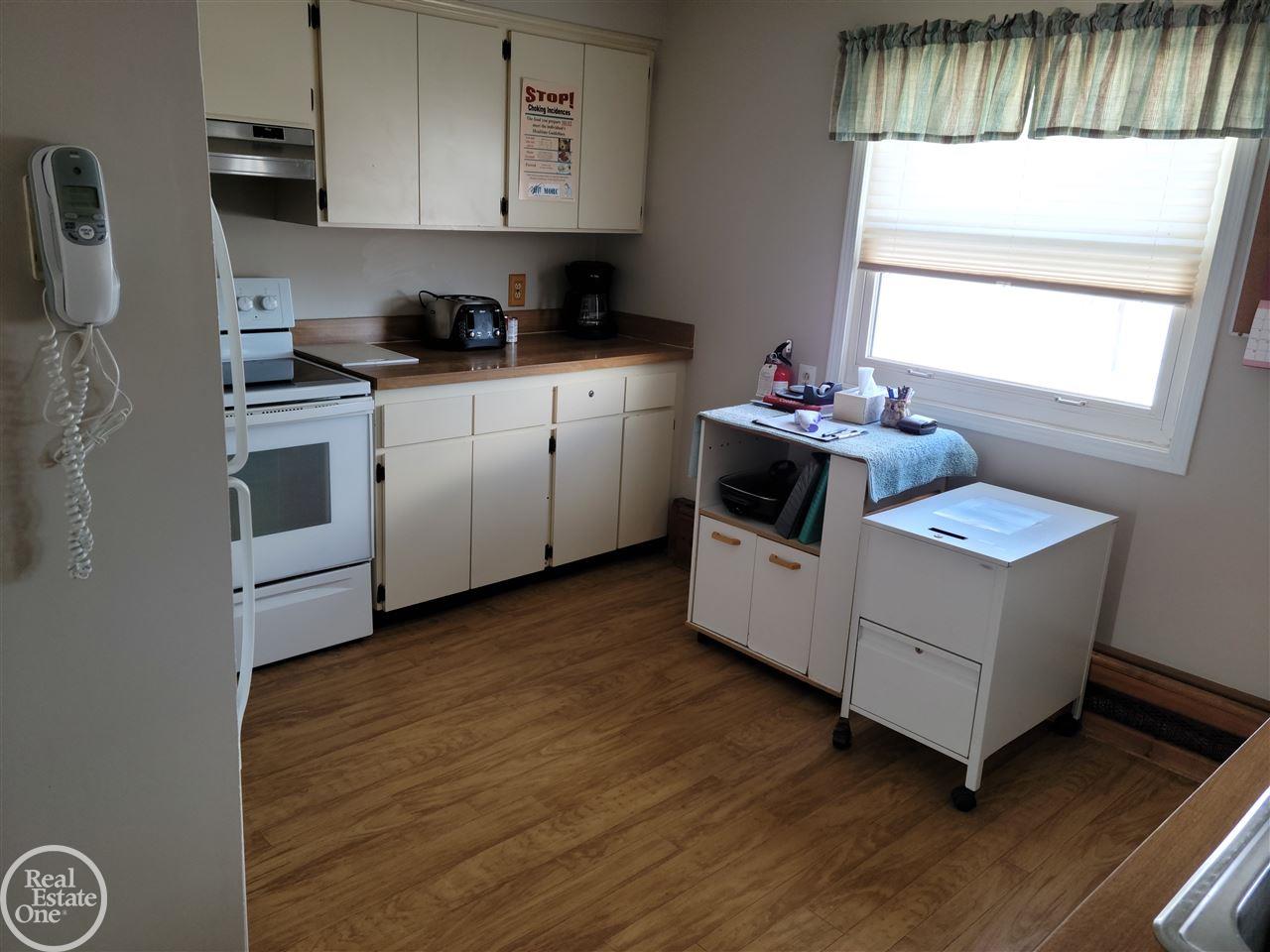 80200 Capac Road Armada, MI 48005 - Photo 8 of 18