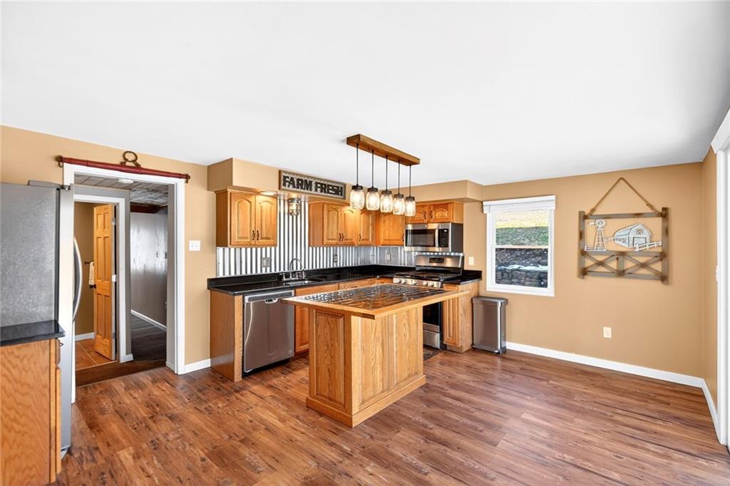 603 Boston Hollow Road Elizabeth, PA 15037 - Photo 21 of 50 Kitchen Pic 9
