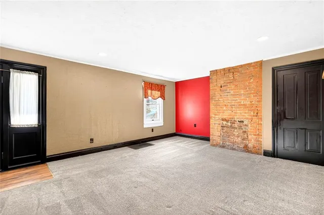 an empty room with window