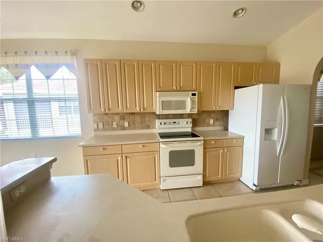 $449,000 | 3054 Driftwood Way, Unit 4508, Naples, FL 34109