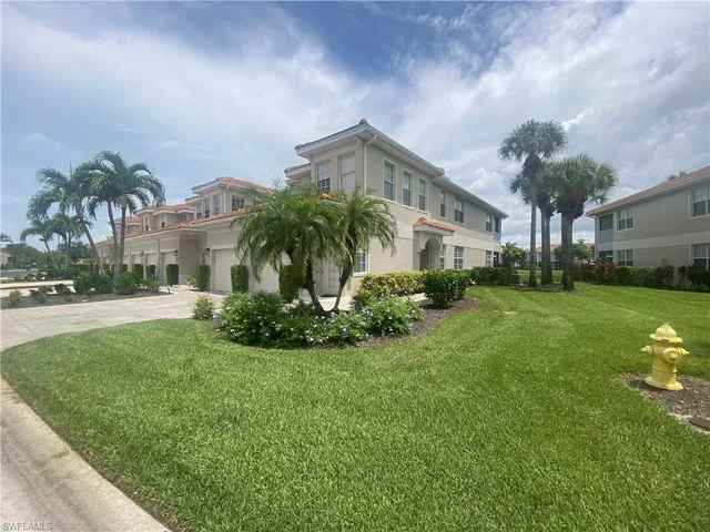 $449,000 | 3054 Driftwood Way, Unit 4508, Naples, FL 34109