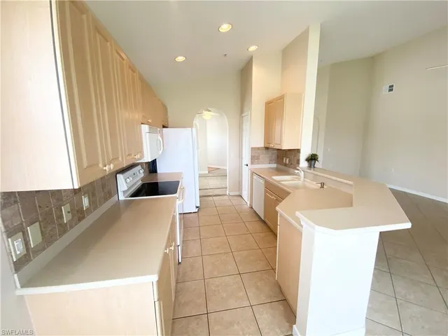 $449,000 | 3054 Driftwood Way, Unit 4508, Naples, FL 34109