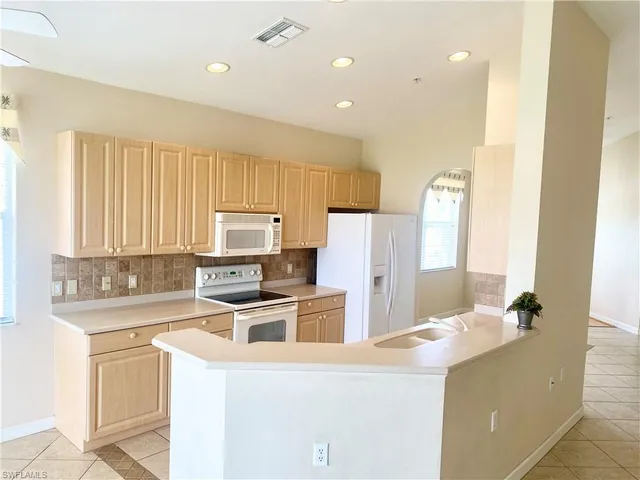 $449,000 | 3054 Driftwood Way, Unit 4508, Naples, FL 34109