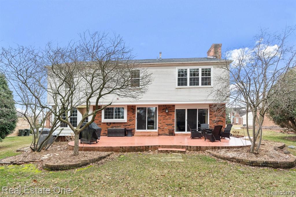 187 Saxon Court Rochester Hills, MI 48307 - Photo 3 of 47