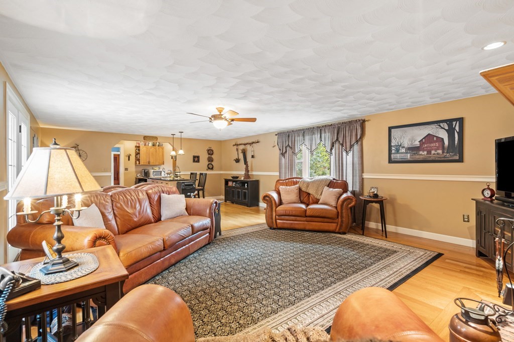 25 Thayer Street Methuen, MA 01844 - Photo 9 of 42