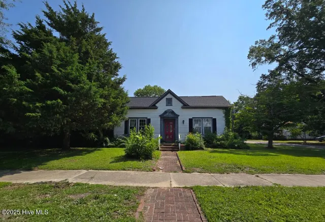 $124,900 | 500 Vance Street Northeast, Wilson, NC 27893