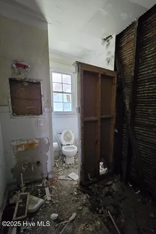 $124,900 | 500 Vance Street Northeast, Wilson, NC 27893