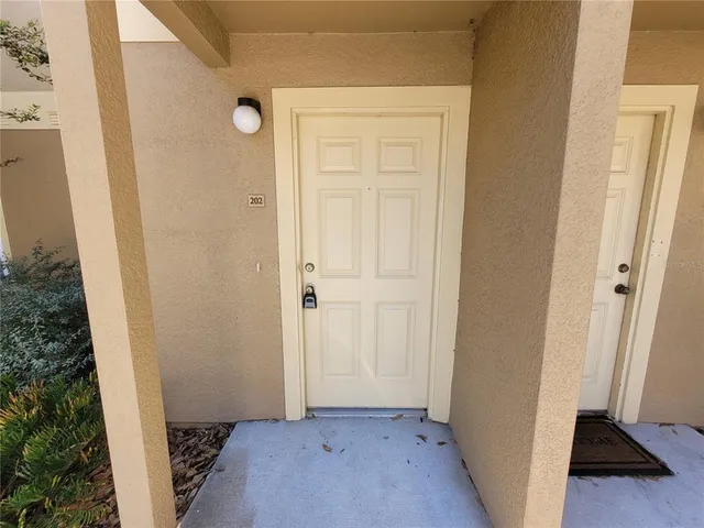 $1,475 | 36100 Lake Chase Boulevard, Unit 202, Zephyrhills, FL 33541