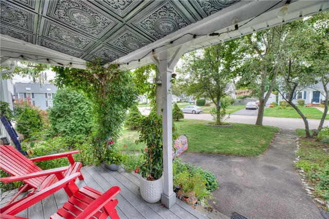 $479,000 | 333 Greenwood Avenue, Warwick, RI 02886