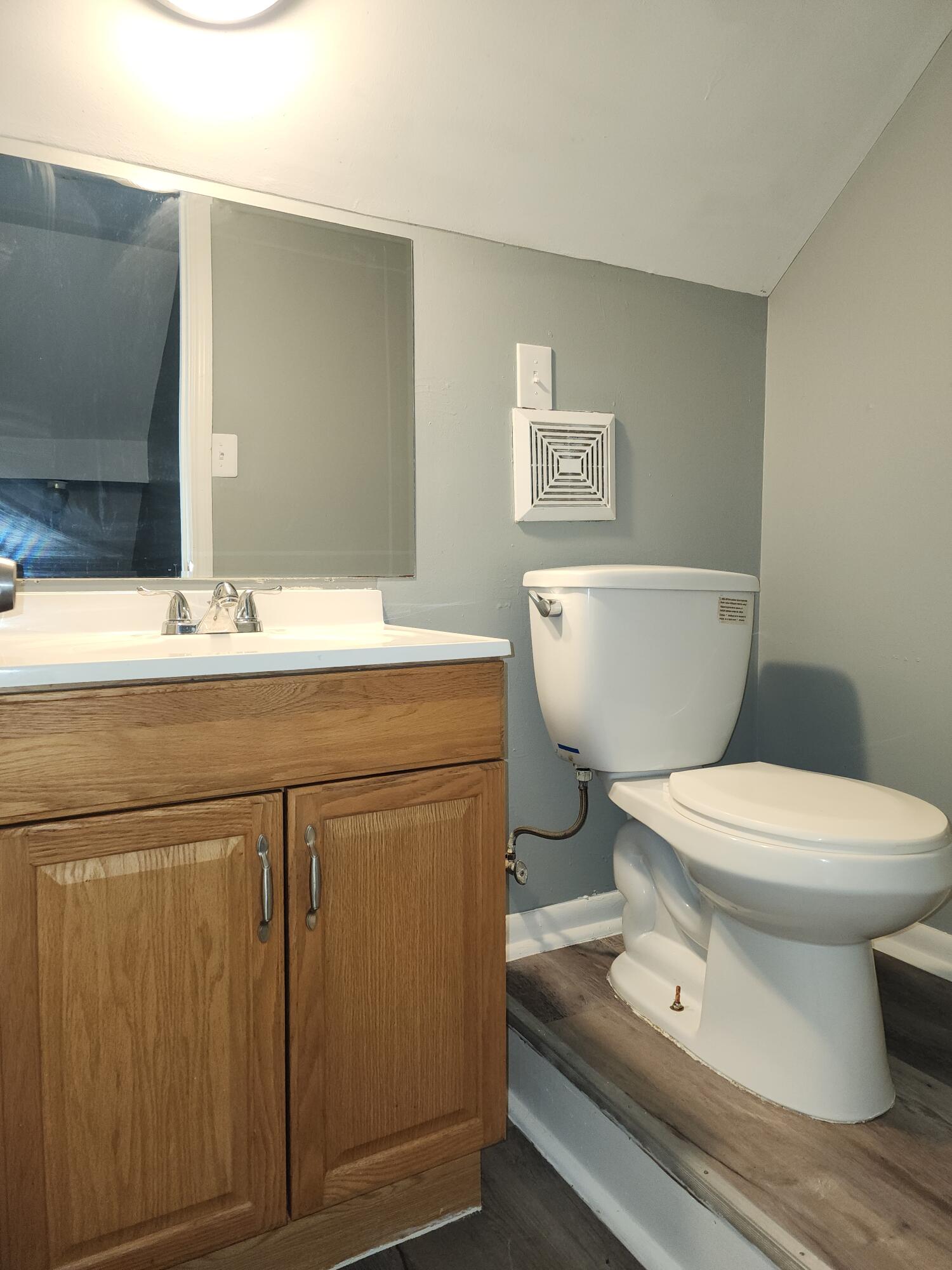 1256 Rambling Road Ypsilanti, MI 48198 - Photo 12 of 12 Half Bath