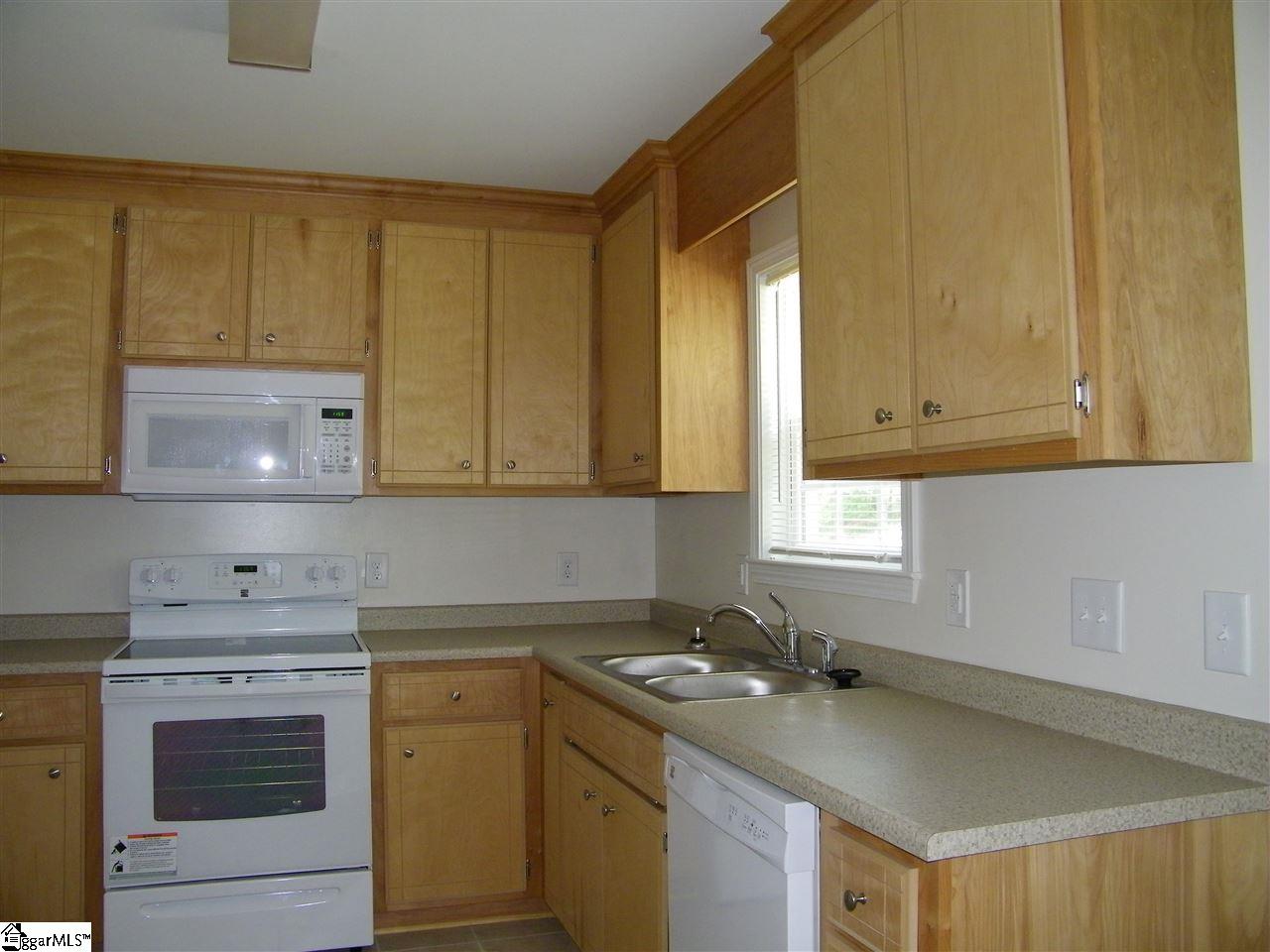 600 Ruddy Creek Circle Greer, SC 29651 - Photo 2 of 13 Gallery Image 2