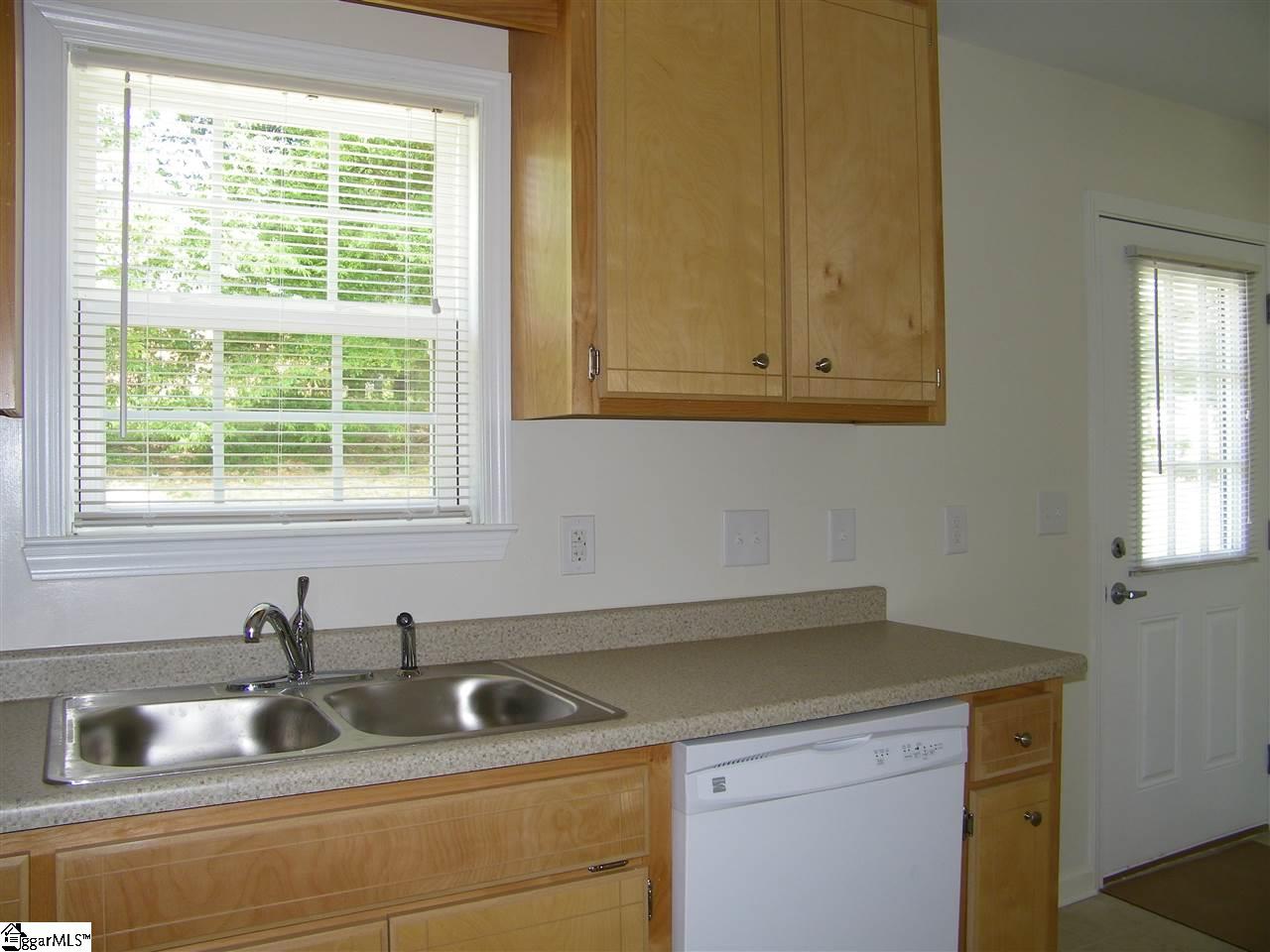 600 Ruddy Creek Circle Greer, SC 29651 - Photo 6 of 13 Gallery Image 6