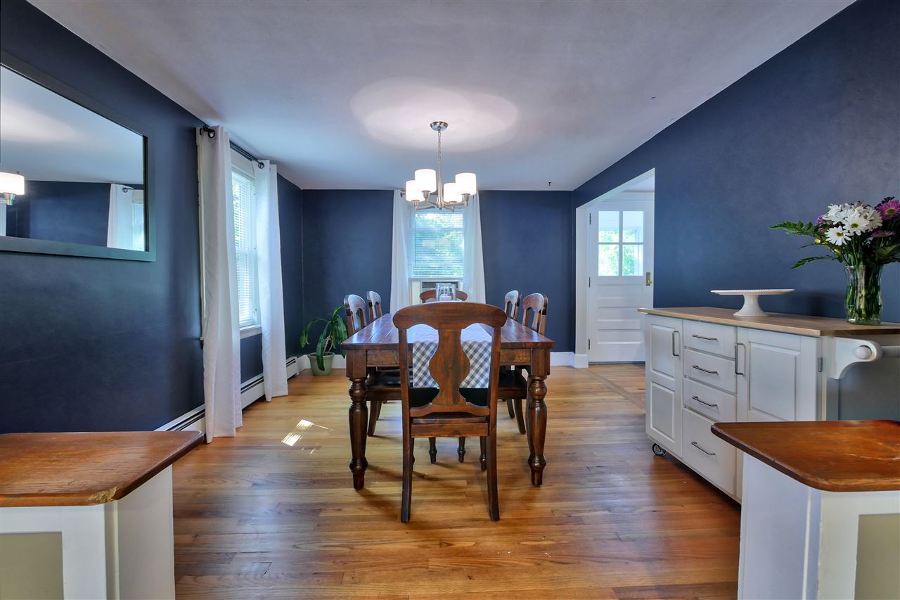 68 Lawrence Road Salem, NH 03079 - Photo 10 of 28