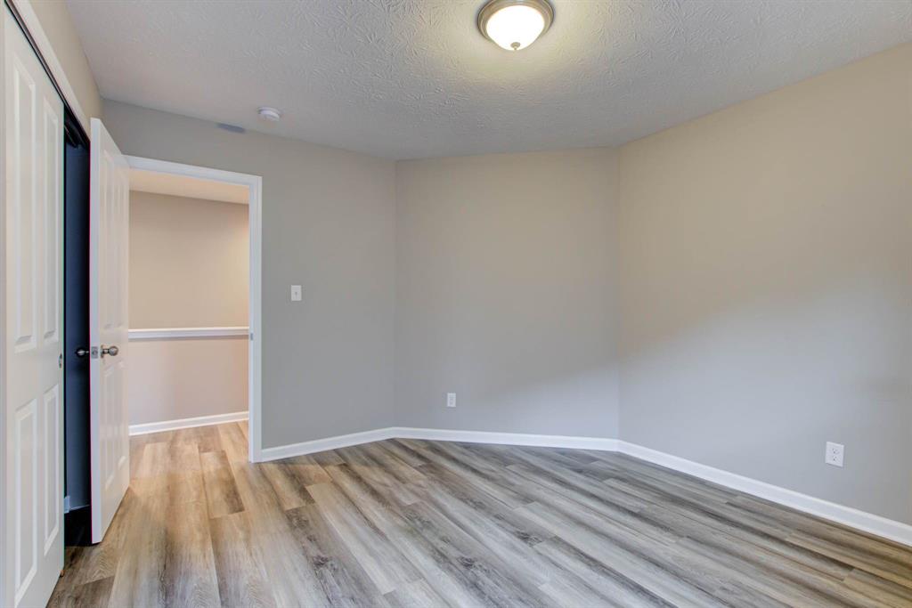 147 Steeples Boulevard Indianapolis, IN 46222 - Photo 25 of 35