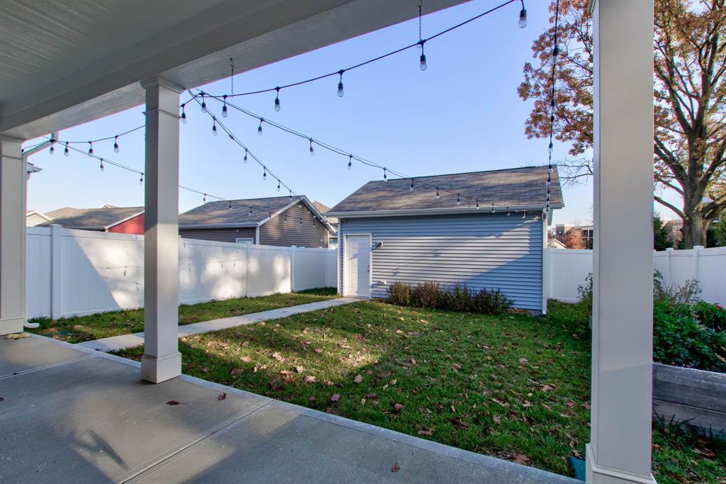 147 Steeples Boulevard Indianapolis, IN 46222 - Photo 31 of 35