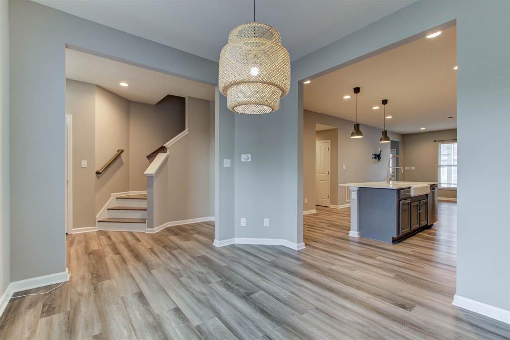 147 Steeples Boulevard Indianapolis, IN 46222 - Photo 4 of 35