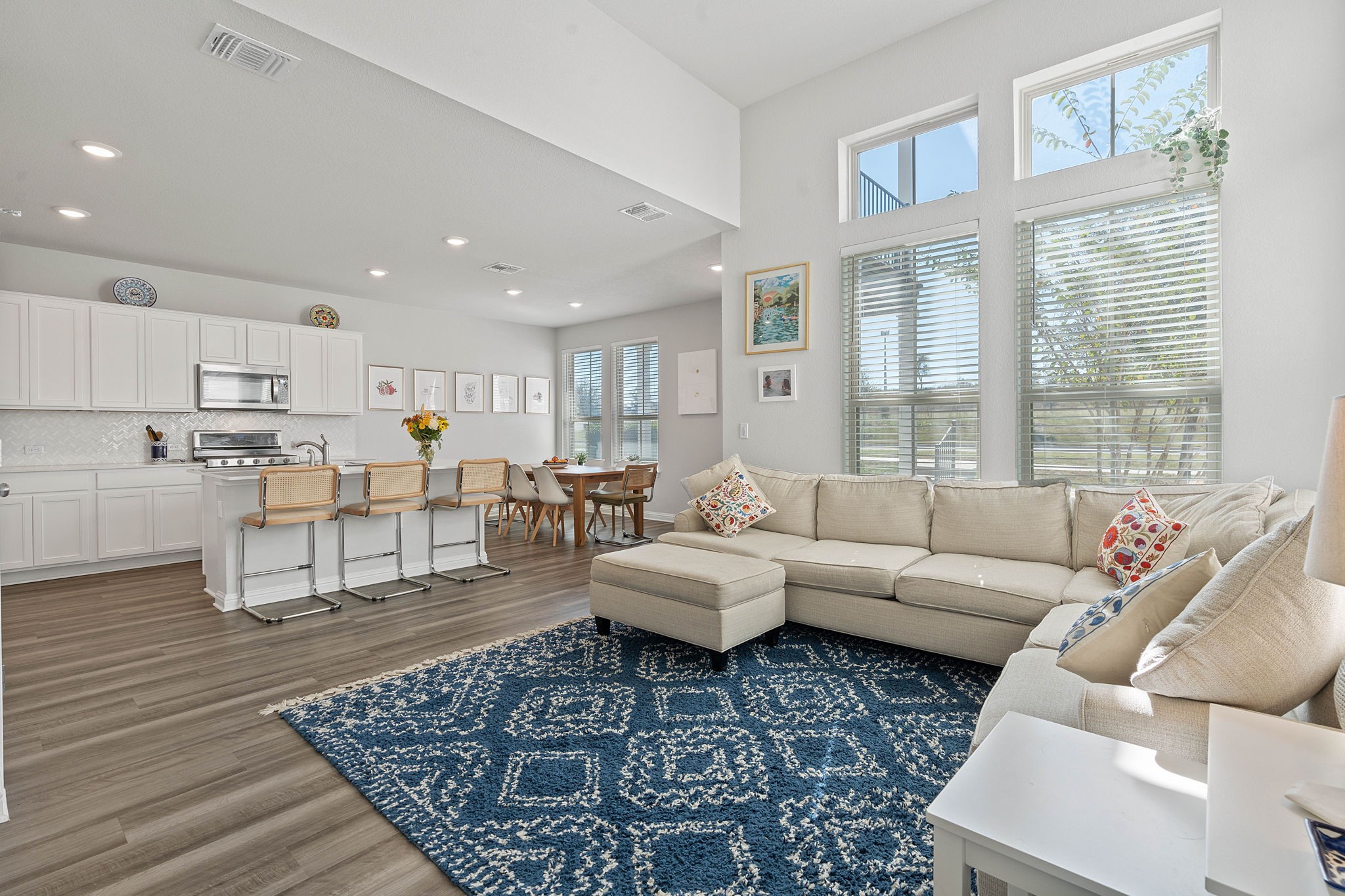 7906 Mandela Bend Austin, TX 78744 - Photo 3 of 25