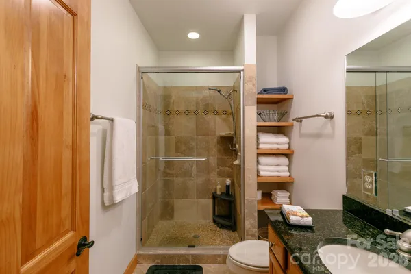 $775,000 | 528 Andrew Banks Road, Unit A/3, Burnsville, NC 28714