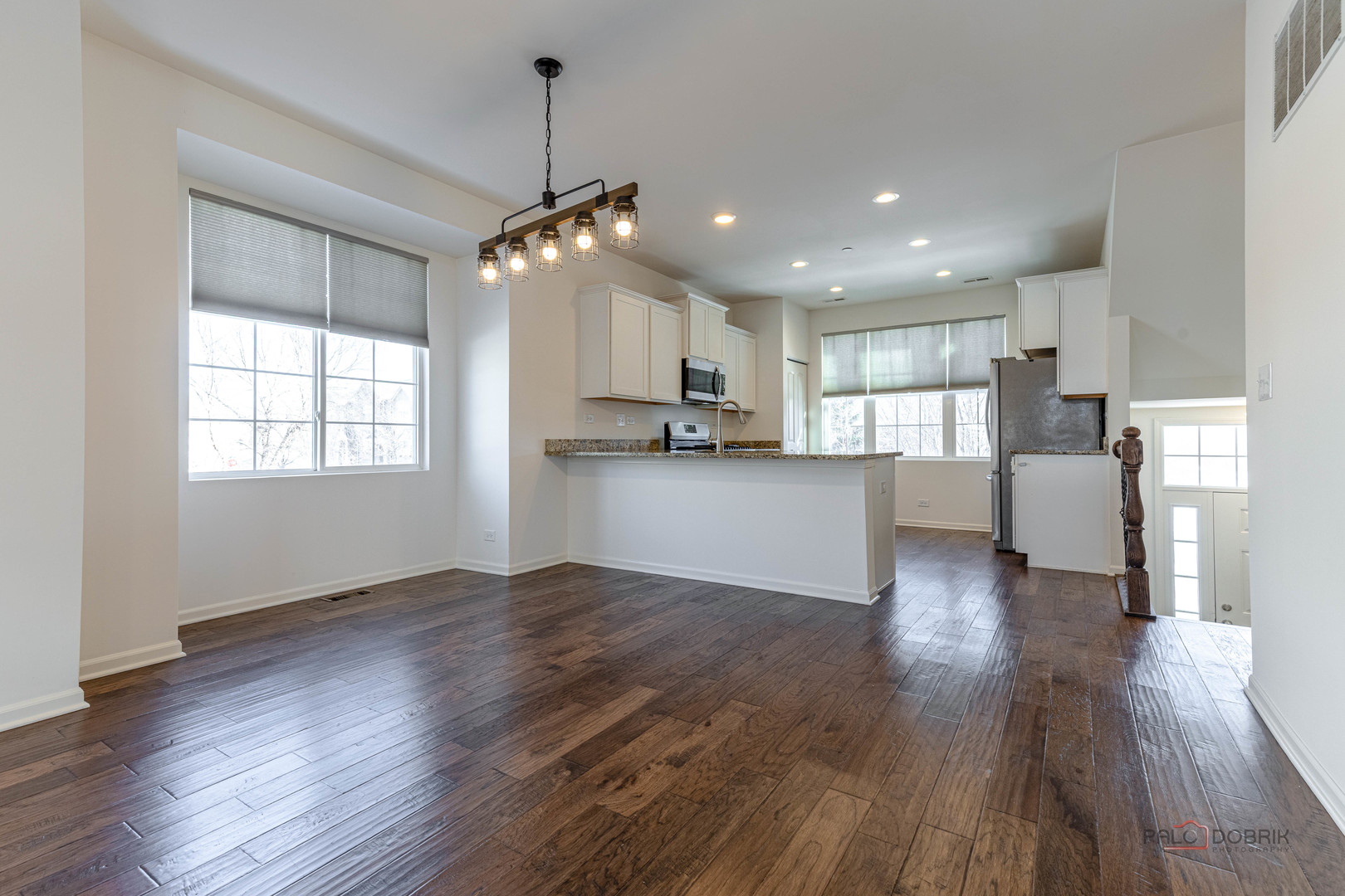 8548 Grove Street Morton Grove, IL 60053 - Photo 13 of 26