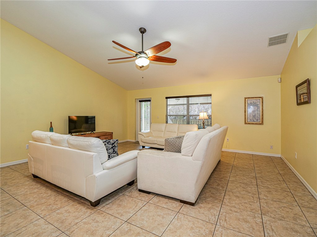 865 Beard Avenue Sebastian, FL 32958 - Photo 6 of 27