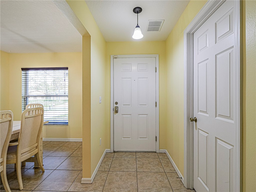 865 Beard Avenue Sebastian, FL 32958 - Photo 8 of 27