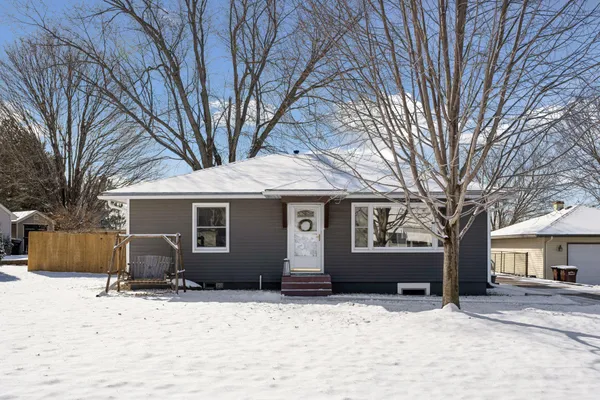 $350,000 | 185 Loretto Street, Loretto, MN 55357