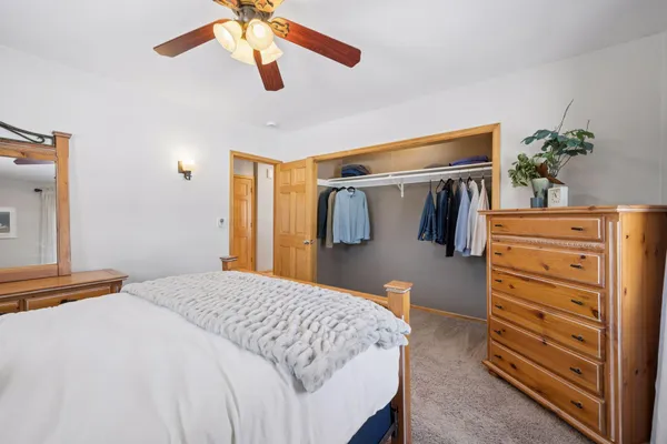 $350,000 | 185 Loretto Street, Loretto, MN 55357