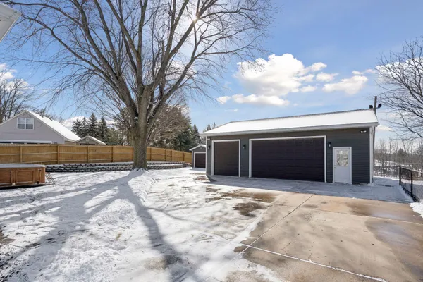 $350,000 | 185 Loretto Street, Loretto, MN 55357