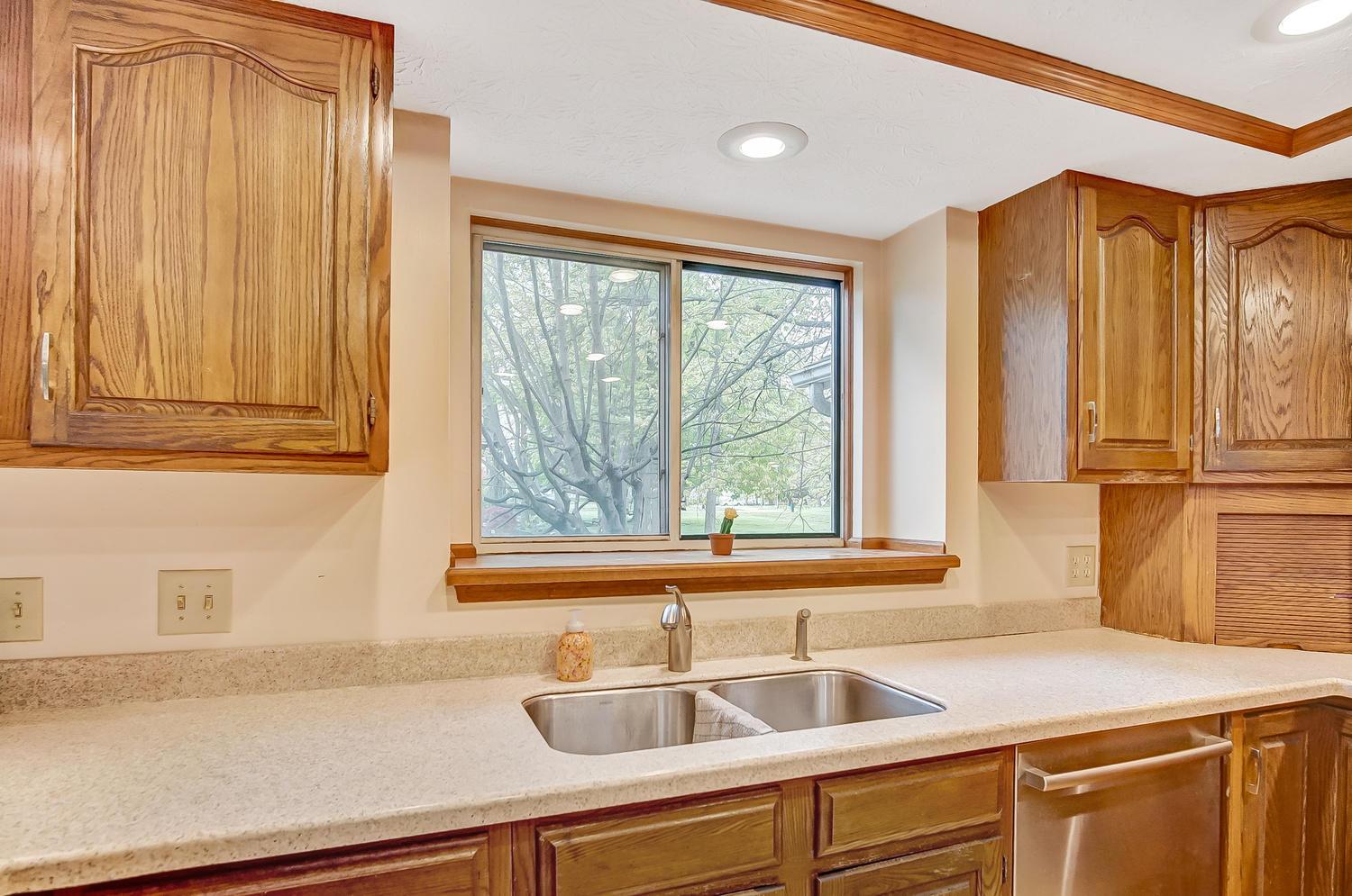 522 Clotts Road Columbus, OH 43230 - Photo 17 of 50 Gallery Image 17