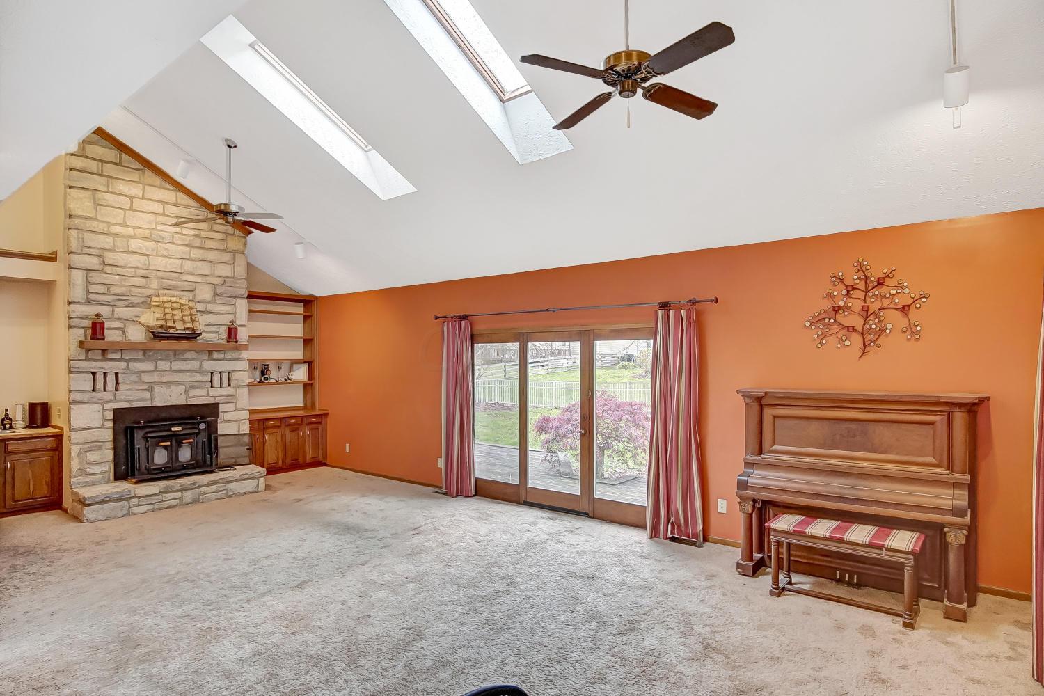 522 Clotts Road Columbus, OH 43230 - Photo 8 of 50 Gallery Image 8