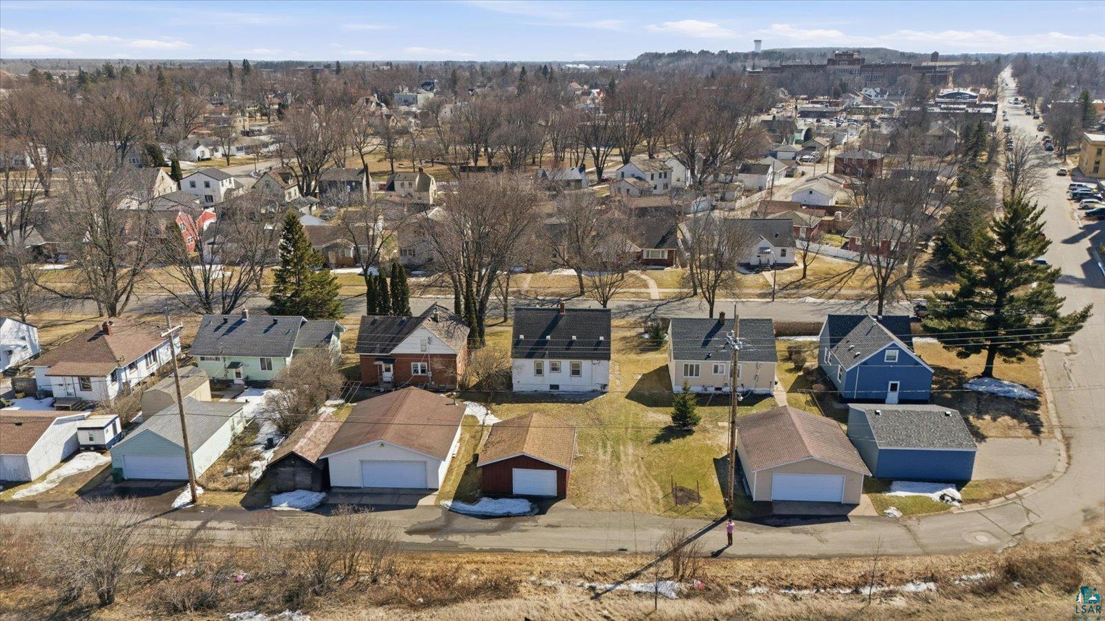 709 Michigan Street Hibbing, MN 55746 - Photo 3 of 47 Aerial view of property's location featuring nearby suburban area